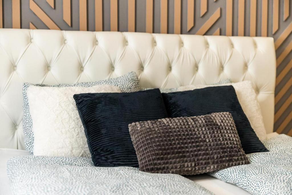 Deluxe Quentin Home Next To The Fashion Street 布达佩斯 外观 照片