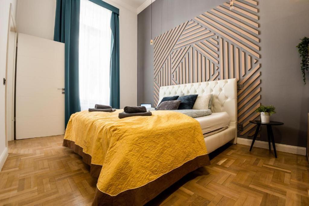 Deluxe Quentin Home Next To The Fashion Street 布达佩斯 外观 照片